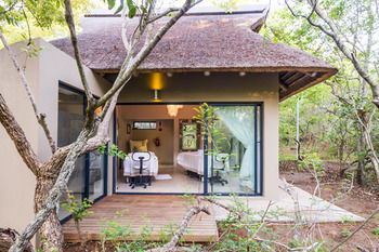 AM Lodge 0*