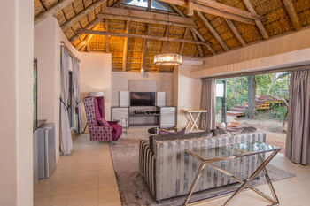 AM Lodge 0*