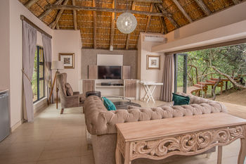 AM Lodge 0*