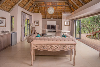 AM Lodge 0*