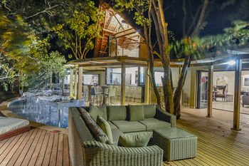 AM Lodge 0*