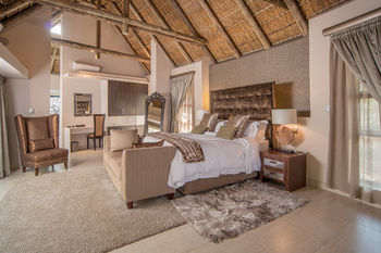 AM Lodge 0*