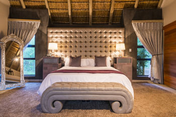 AM Lodge 0*