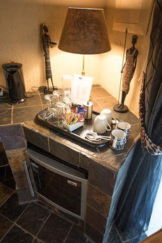 B&B African Rock Lodge 4*