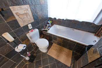B&B African Rock Lodge 4*