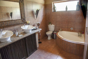 B&B African Rock Lodge 4*