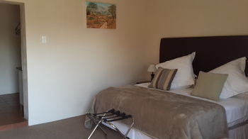 Lanseria Country Estate 0*