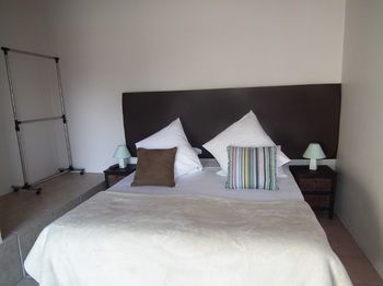 Lanseria Country Estate 0*
