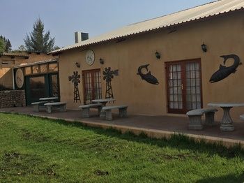 Lanseria Country Estate 0*