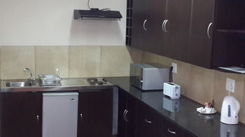 Lanseria Country Estate 0*