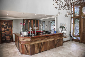 Afrique Boutique Hotel O.R. Tambo 4*