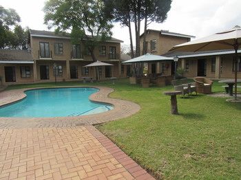 Hoyohoyo Chartwell Lodge 4*