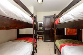 Umthunzi Hotel & Conference 3*