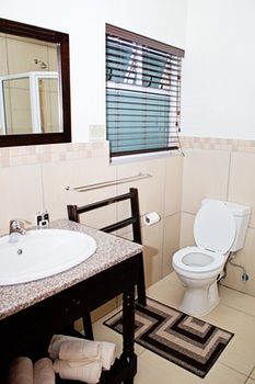 Umthunzi Hotel & Conference 3*