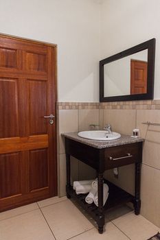 Umthunzi Hotel & Conference 3*