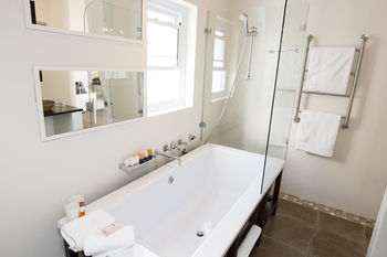 The Lofts Boutique Hotel 4*