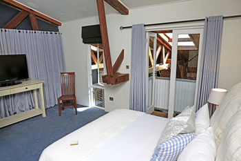 The Lofts Boutique Hotel 4*