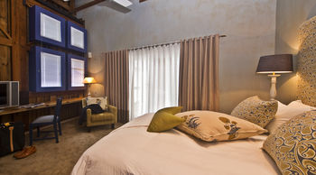 The Lofts Boutique Hotel 4*