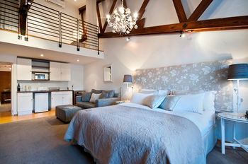 The Lofts Boutique Hotel 4*