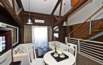 The Lofts Boutique Hotel 4*