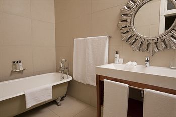 The Saint James on Venice Luxury Guest House 4*