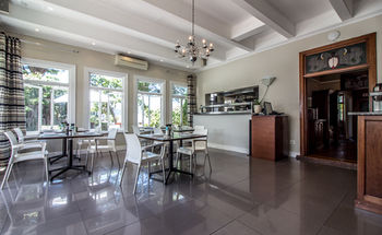 The Saint James on Venice Luxury Guest House 4*