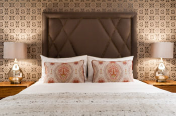 107 Dorpstraat Boutique Hotel 4*