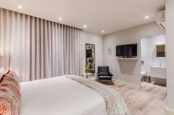 107 Dorpstraat Boutique Hotel 4*