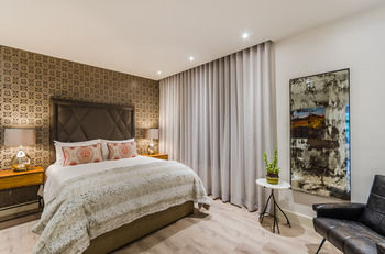 107 Dorpstraat Boutique Hotel 4*