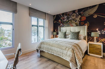107 Dorpstraat Boutique Hotel 4*