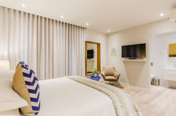 107 Dorpstraat Boutique Hotel 4*