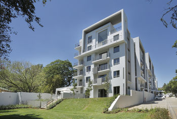 The Capital on Bath 3*