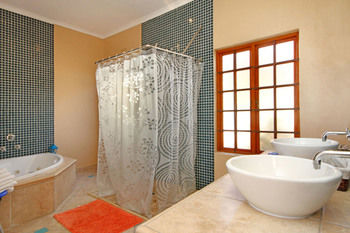 Kleinbosch Lodge 4*