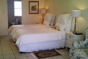 Gordon's Beach Lodge 4*
