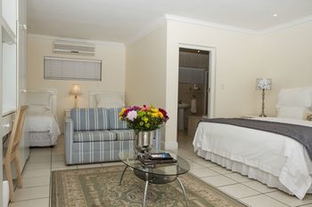 Gordon's Beach Lodge 4*