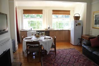 5 Camp Street Guesthouse & Self-catering 3*