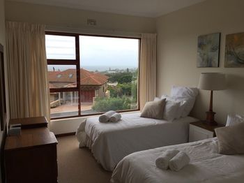Hermanus Heights Villa 0*