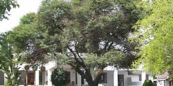 Heatherdale Guesthouse & Shuttle Services 3*