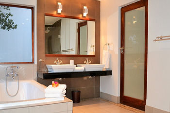Elements Private Golf Reserve 3*