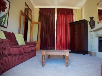 Leeuwenhof Country Lodge & Garden Spa 0*