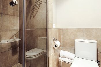 Point Waterfront Apartments 4*
