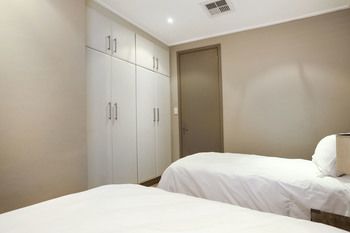 Point Waterfront Apartments 4*