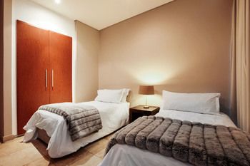 Point Waterfront Apartments 4*