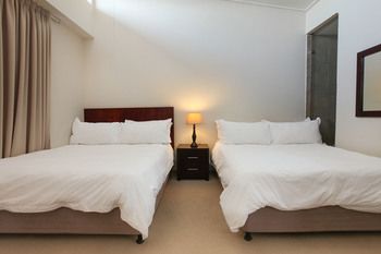 Point Waterfront Apartments 4*