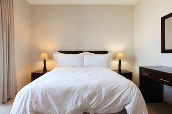 Point Waterfront Apartments 4*