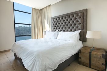 Point Waterfront Apartments 4*