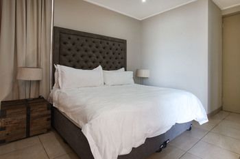 Point Waterfront Apartments 4*