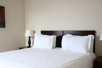 Point Waterfront Apartments 4*