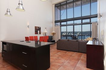 Point Waterfront Apartments 4*