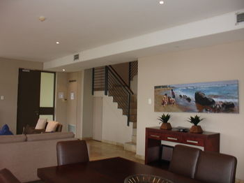 Point Waterfront Apartments 4*